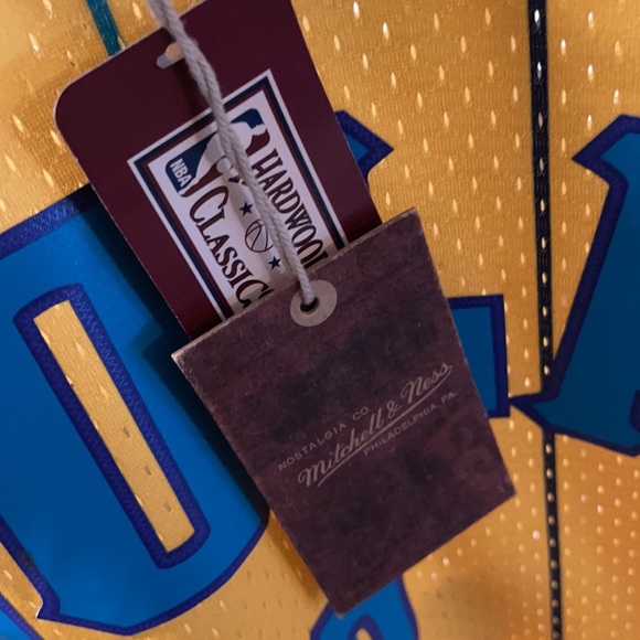 Vintage Chris Paul NOLA Mitchell & Ness Hardwood Classics jersey size small. - Picture 8 of 8